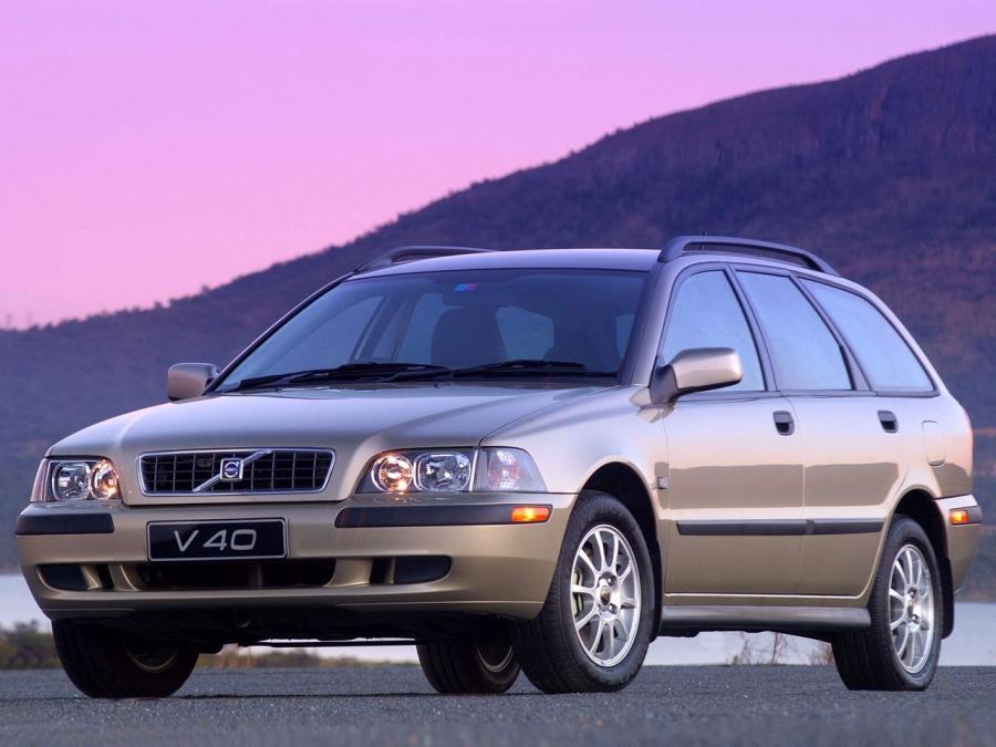  Volvo V40 2002 года  (ZA) (фото 3 из 4)